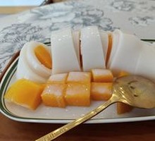 Mango Coconut Rice Noodle Roll