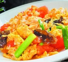 Tomato and Egg Stir-Fry