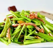 Mountain Celery Stir-Fried with Pork Strips