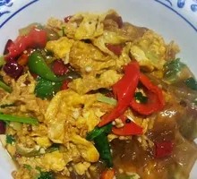 Goose Egg and Rice Noodle Salad