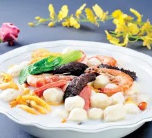 Palace Family Reunion