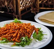 Beijing-style Shredded Pork in Soy Sauce