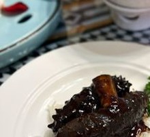 Braised Sea Cucumber with Green Onion