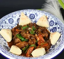 Wang Xiaoe's Stir-Fried Chicken