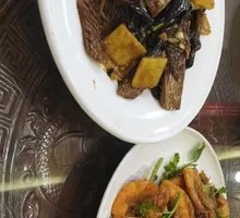 Stir-Fried Three Delicacies