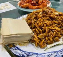 Beijing-style Shredded Pork in Soy Sauce