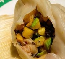 Bamboo Shoot Shrimp and Clam Dumplings