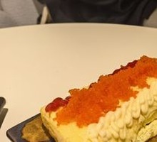 Cheesy Omelette Roll with Molten Center