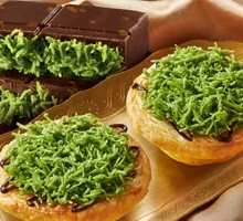 Dubai Chocolate Flavor Egg Tart