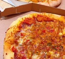 Classic Italian Meat Sauce Pizza