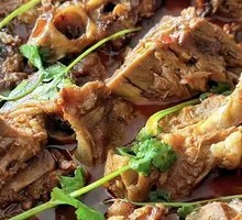 Sauce-flavored Lamb Ribs