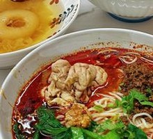 Sautéed Pork and Brain Noodles