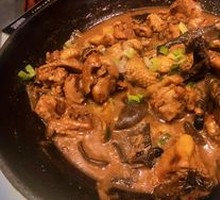 Tai'an Pine Mushroom Chicken Stew