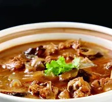 Mushroom and Pork with Rice Noodles