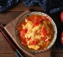 Tomato and Egg Stir-Fry