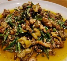 Fresh Chili Pig Intestine Chicken