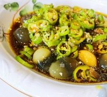Green Pepper with Century Egg