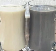 Freshly Ground Black Sesame Soy Milk