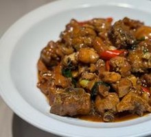 Abalone Stir-Fried Chicken