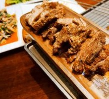 Charcoal-Grilled Lamb