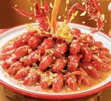 High-Quality Garlic-Flavored Crawfish