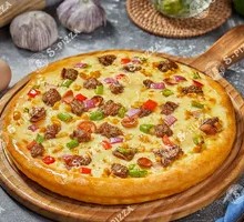 Black Pepper Tender Beef Pizza