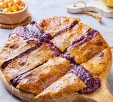 Oozing Purple Rice Cheese Cake