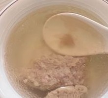 Pear and Lily Pork Pie Soup