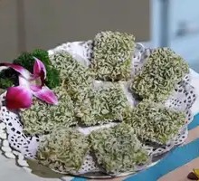 Wild Vegetable Sticky Rice Dumplings