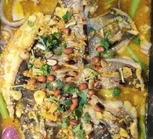 Golden Sour Cabbage Soup