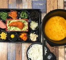 Sour Soup Crossing-the-Bridge Rice Noodles