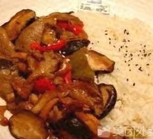 香菇牛肉盖浇饭