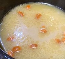 Large Chicken Leg Over Bridge Rice Noodles