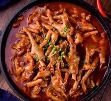 Crab and Chicken Feet Stew