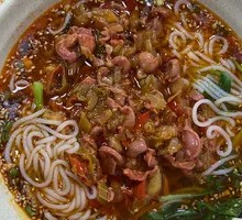 Spicy Pickled Pepper Chicken Offal Rice Noodles
