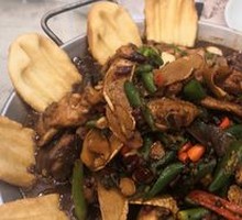 Lu-Xinan Chicken Stir-Fry