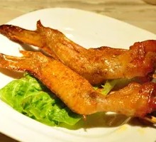 Charcoal-Roasted Chicken Wings