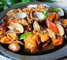 Chicken Stewed with Clams
