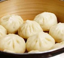 Soup-filled Steamed Buns