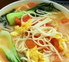 Tomato and Egg Noodles