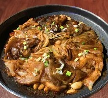 Emperor's Fish Head in Dish