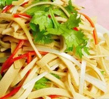 Cold Tofu Stick Salad