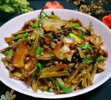 Stewed Pork Belly with Dried Beans and Vermicelli