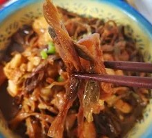 Braised Assorted Meat in Clay Pot