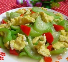 Egg and Loofah Stir-fry