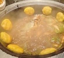 Stewed Fish in Iron Pot with Soy Sauce Flavor