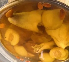 Goji Berry and Bird's Nest Chicken Soup