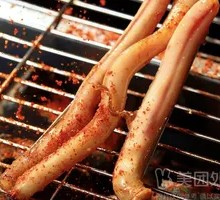 Charcoal-grilled lamb penises