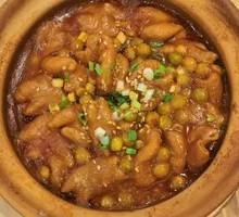 Pea and Pig Intestine Hot Pot