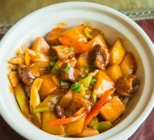 Braised Pork with Potatoes